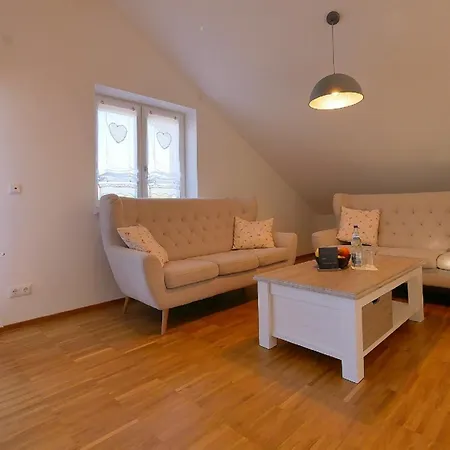 Apartmán Beim Sommermader - Inklusive Koenigscard